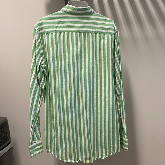 American eagle 🦅 button down top - Picture 4 of 4